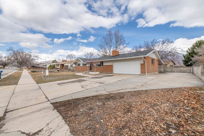 Building Photo - American Fork