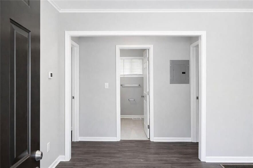 Building Photo - 2146 Brookview Dr NE