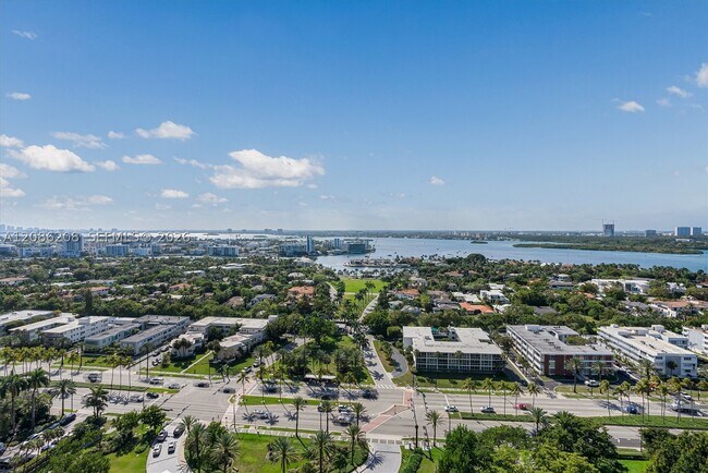 Building Photo - 10203 Collins Ave
