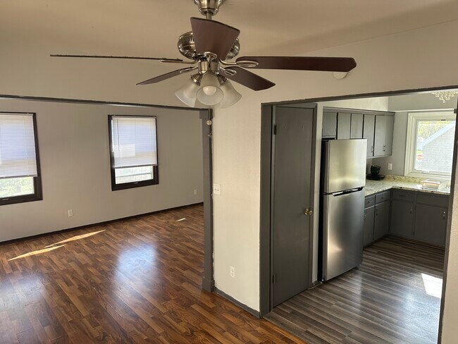 Building Photo - 1961 S 57th St