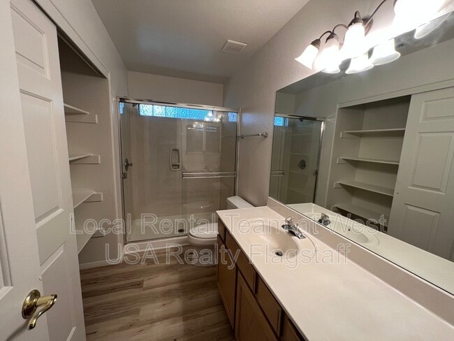 Building Photo - 6164 E Mountain Oaks Dr