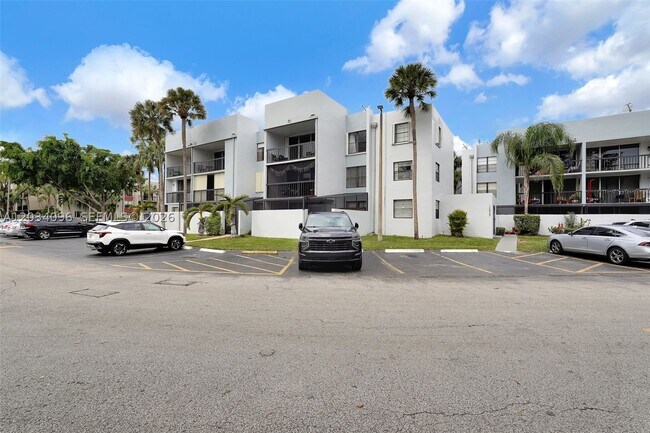Building Photo - 10825 SW 112th St
