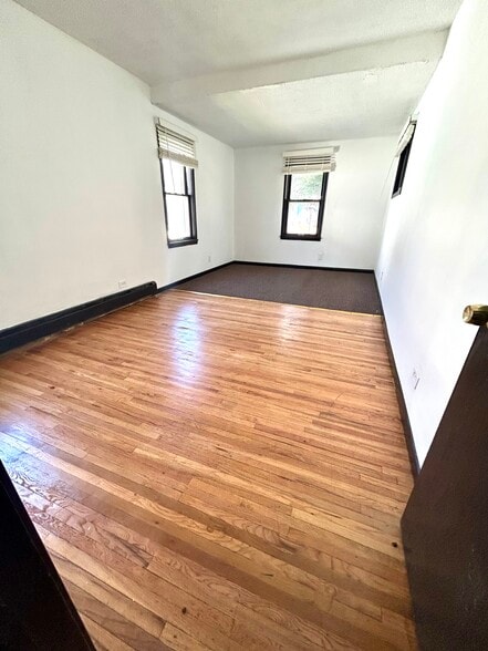 Building Photo - 4541 Camden Ave N