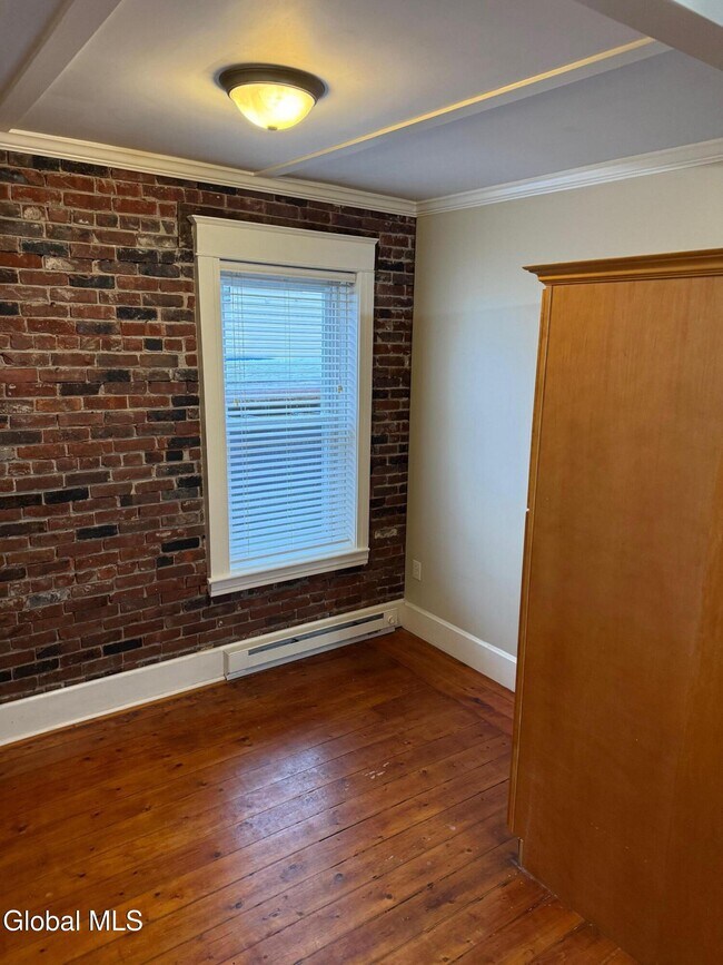 Building Photo - 24-26-26 Penrose Ave