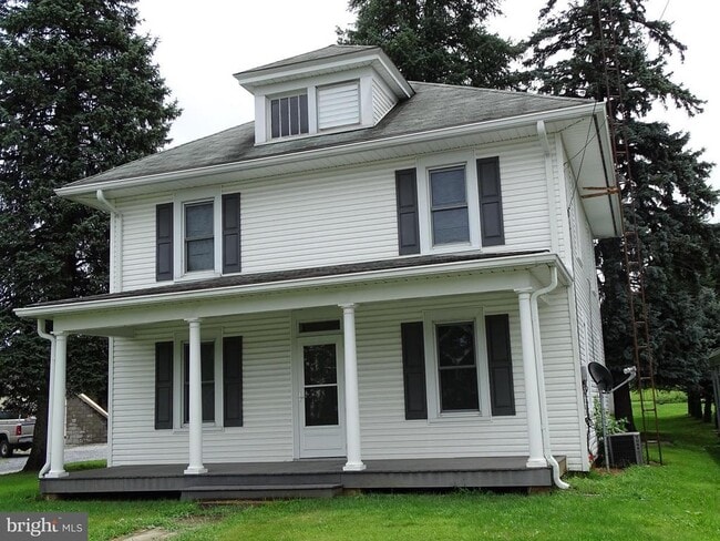 Building Photo - 7512 Friendship Village Rd