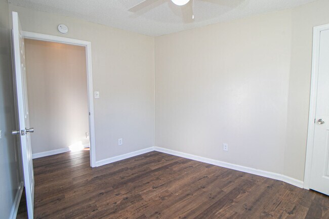 Building Photo - 529 Indian Ave
