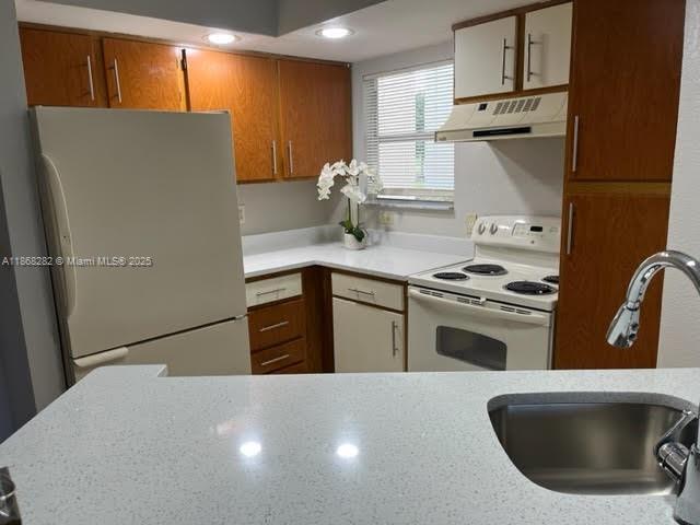 Building Photo - 12540 Vista Isles Dr