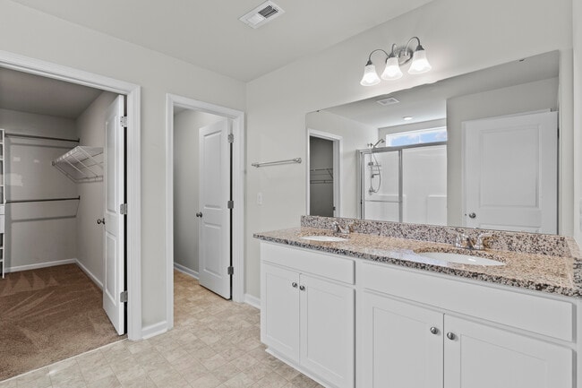 Building Photo - 672 Penfolds Wy
