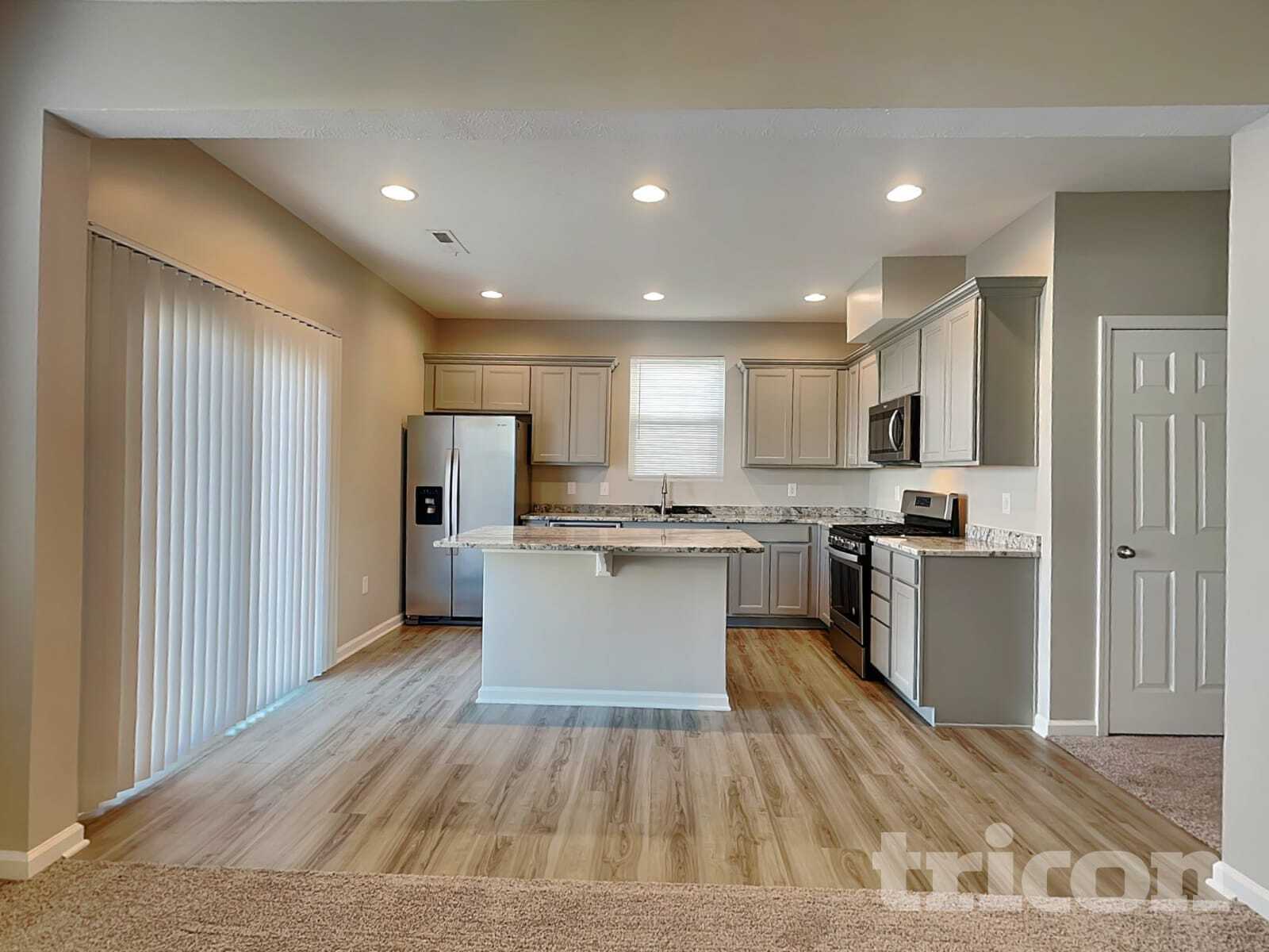 Building Photo - 2004 Shadow Creek Blvd