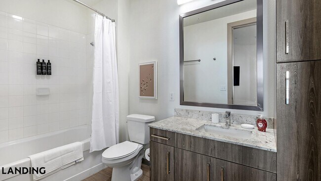 Building Photo - 101 S Center St