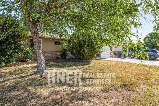 Building Photo - 4053 Cornelia Way