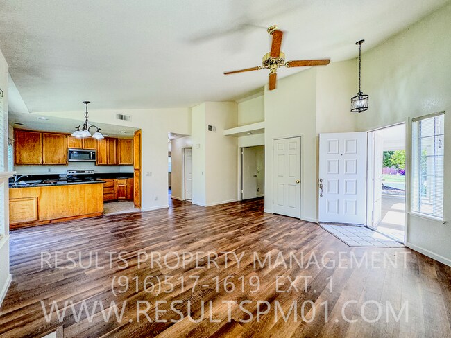 Building Photo - Beautiful upgraded Rocklin 3 Bedroom