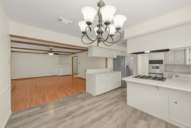 Building Photo - 7818 Kleingreen Ln