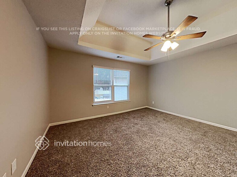 Building Photo - 3913 Arabian Way SW