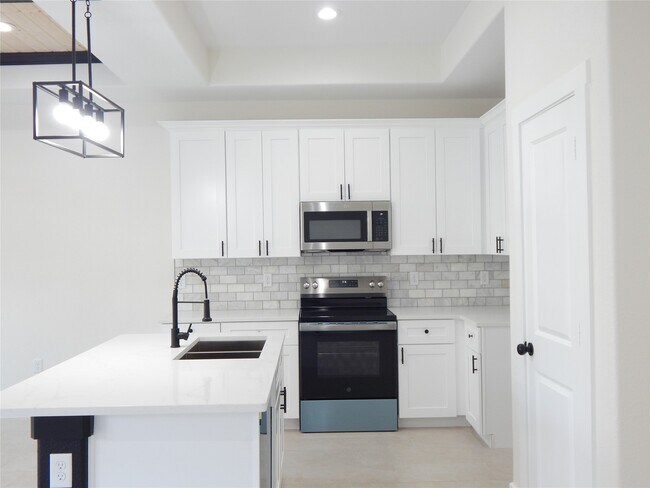 Building Photo - 16963 W Juneau St