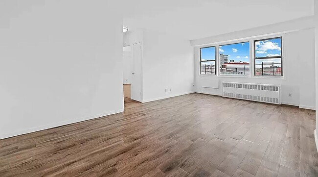 Building Photo - 620 Lenox Avenue