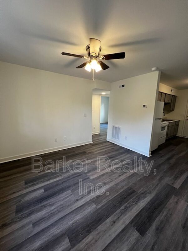 Building Photo - 555-4 E. Edenton Street