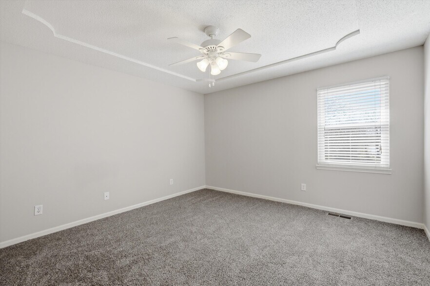 Main floor bedroom - 13751 West 62nd Street