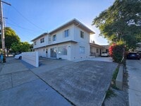 Building Photo - 1311 Curtis St