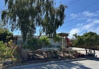 Building Photo - 2114 Derby Ave