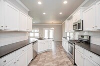 Building Photo - 3551 Butterfly Ave