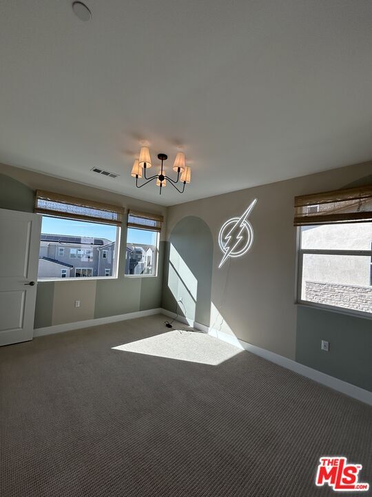 Building Photo - 406 Clipper