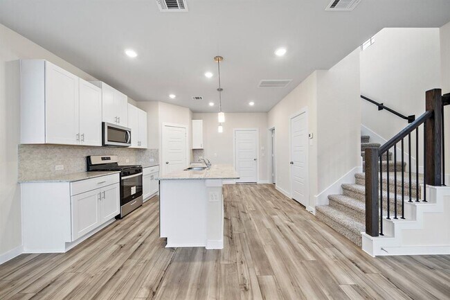 Building Photo - 3116 Moontide Ln