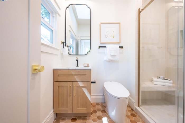 Building Photo - 4374 First St