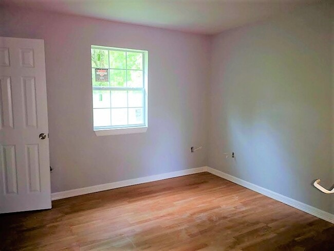 Building Photo - Special I