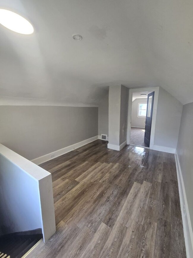 Building Photo - 3 Bedroom Single Family | EDEN and CMHA Se...