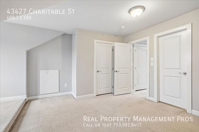 Building Photo - 43427 Charitable St