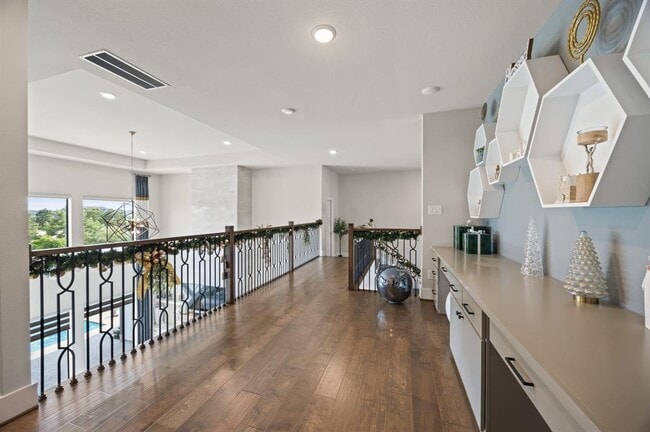Building Photo - 27927 Indigo Ridge Dr