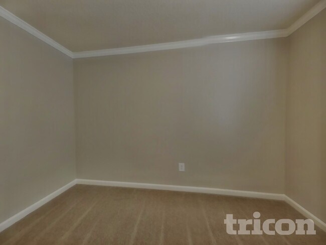 Building Photo - 102 Bonnabel Ct