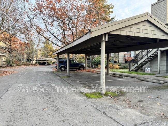 Building Photo - 63 Galen St