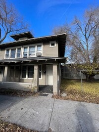 Building Photo - H301