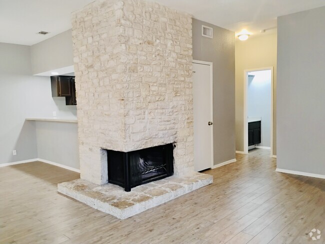 Building Photo - 15014 Spring Creek