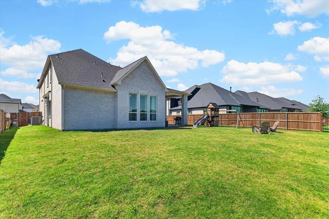 Building Photo - 3320 Crescent Ln