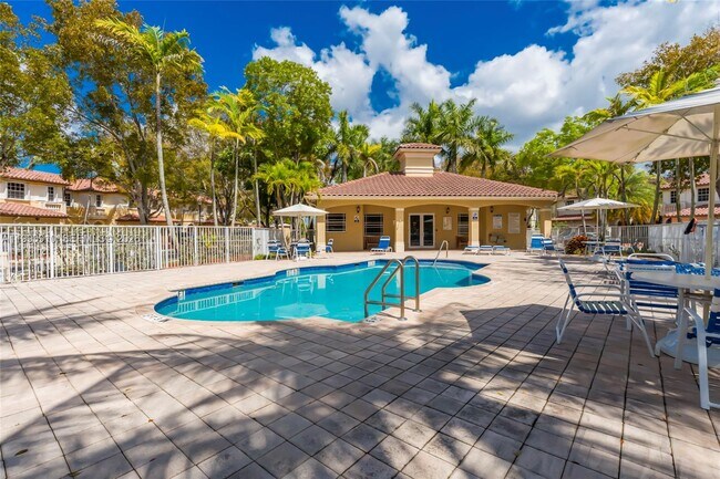 Building Photo - 4977 SW 135th Way