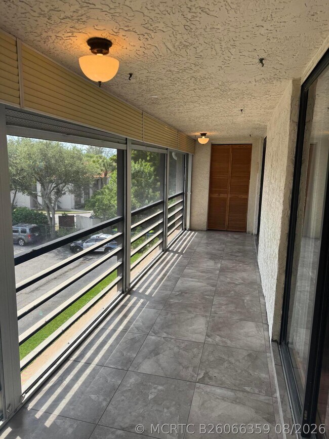 Building Photo - 3351 NW 85th Ave