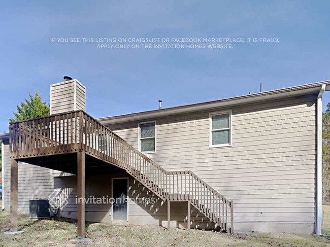 Building Photo - 523 Silverthorne Cir