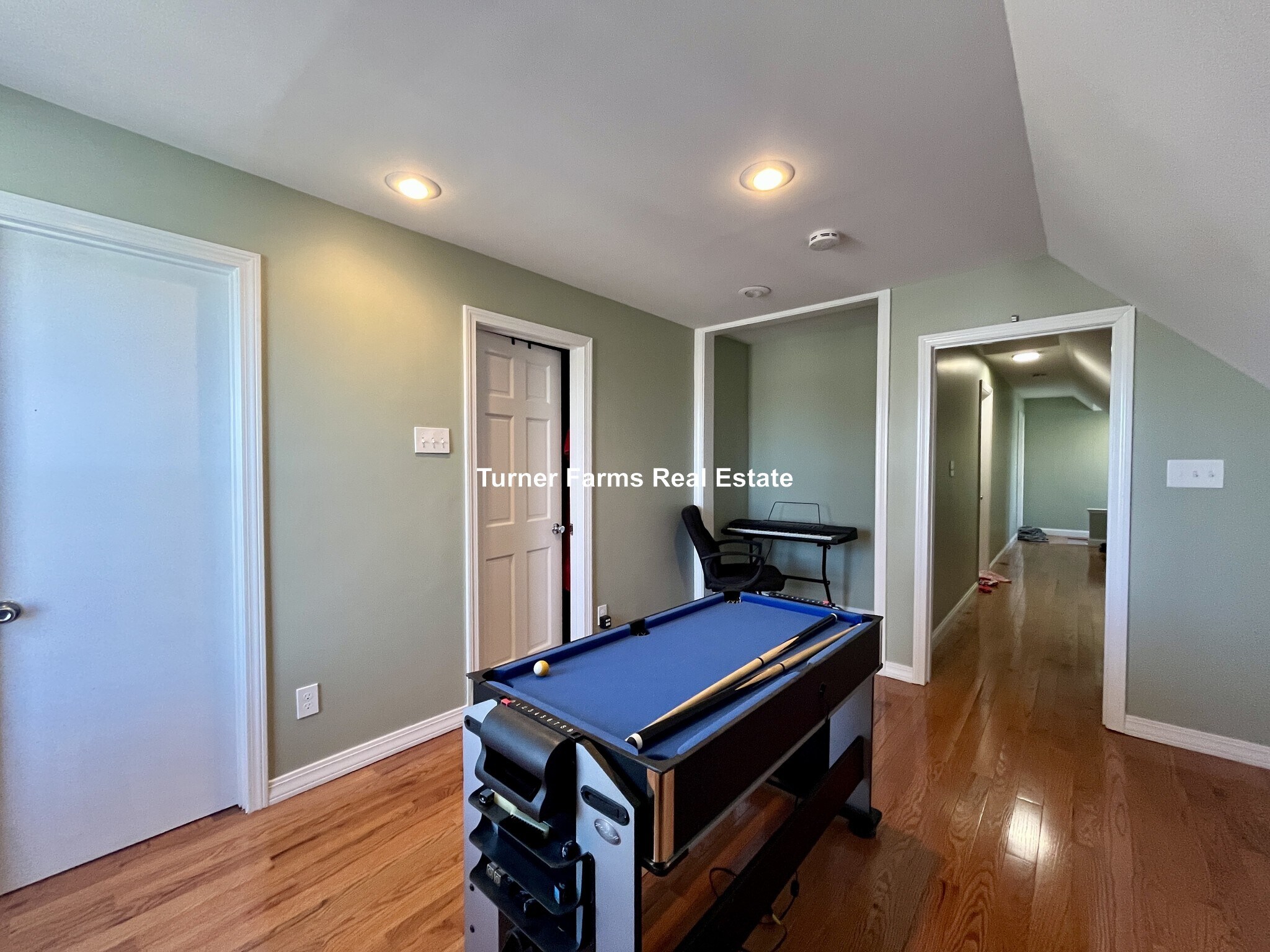 Building Photo - 43 Martin St