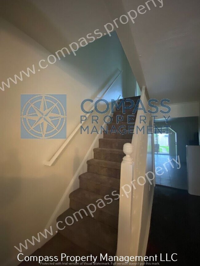 Building Photo - $1,695 - 3 Bed, 2 Bath - West End - Coates...