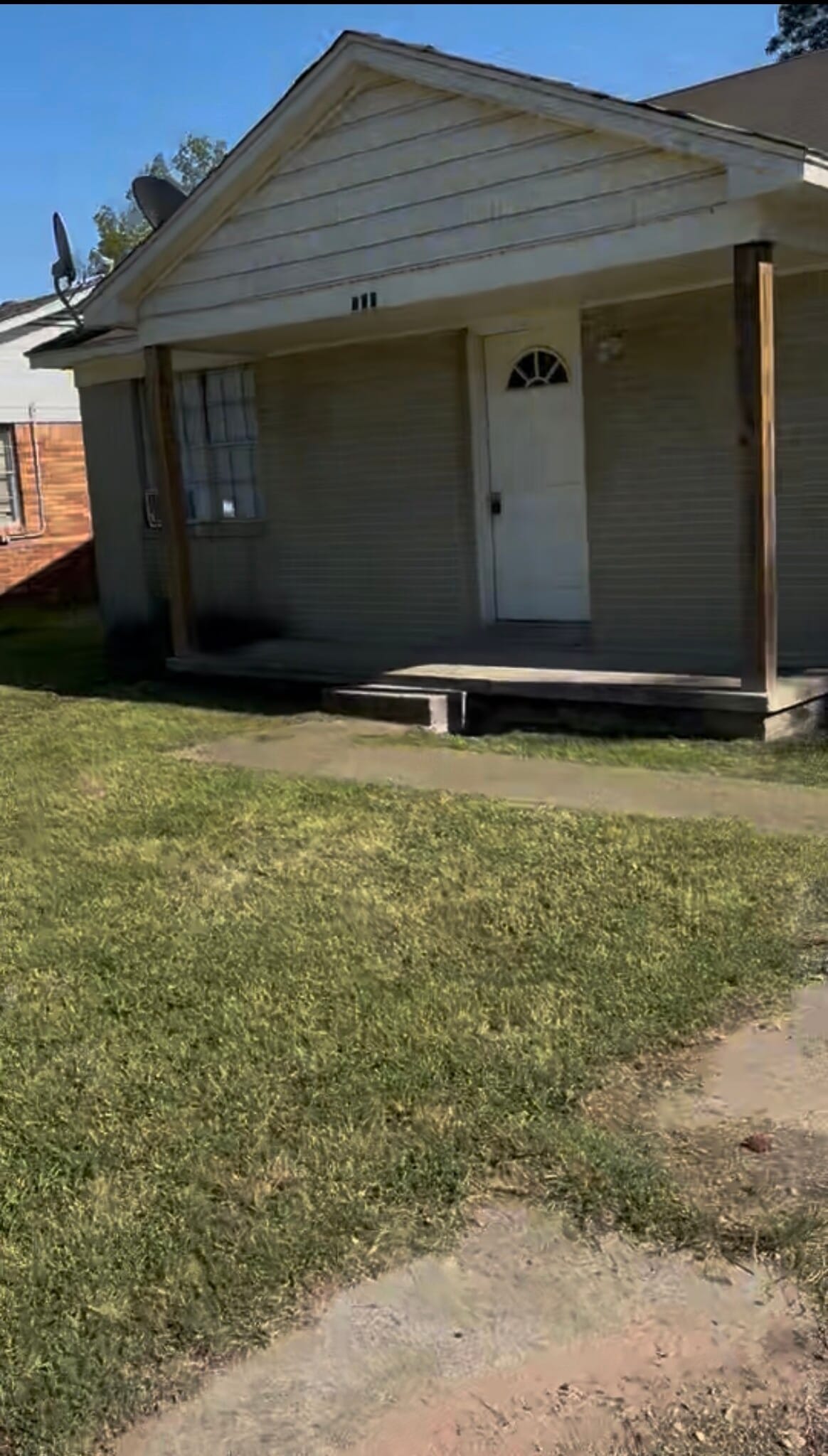 Building Photo - 709 Cecelia Ave