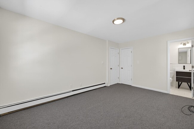 Building Photo - 147-20 226th St