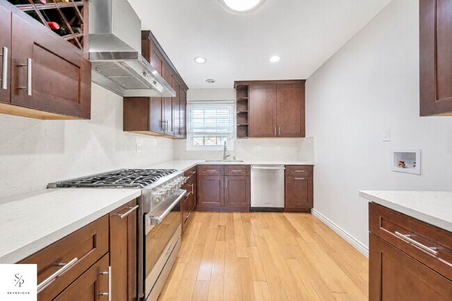 Building Photo - Bright 3BR Rosemead Rental: Self-Contained Unit with Private Entry & Driveway Parking
