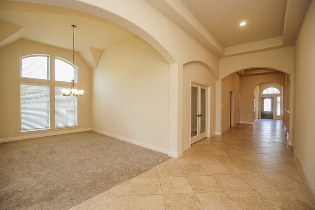 Building Photo - 1215 Watercrest Park Ln