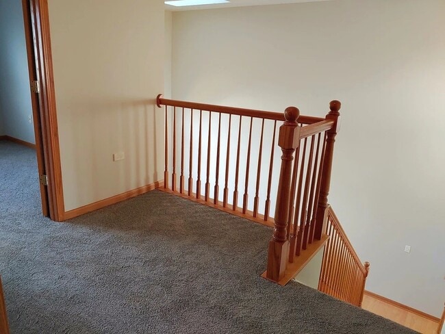 Building Photo - 54 Rolling Oaks Rd