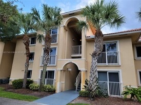 Building Photo - 9907 Westwood Dr