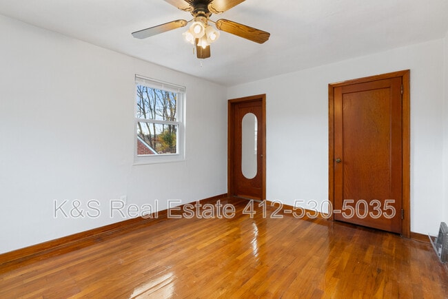 Building Photo - 136 Lynnwood Dr