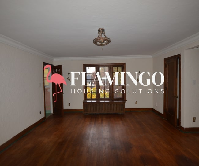 Building Photo - 424 Brookside Dr